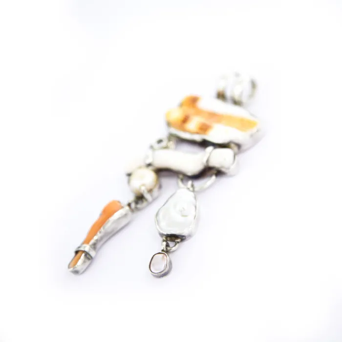 Nanni Gabriella Necklaces Pendant with Lion Foot and Pearls