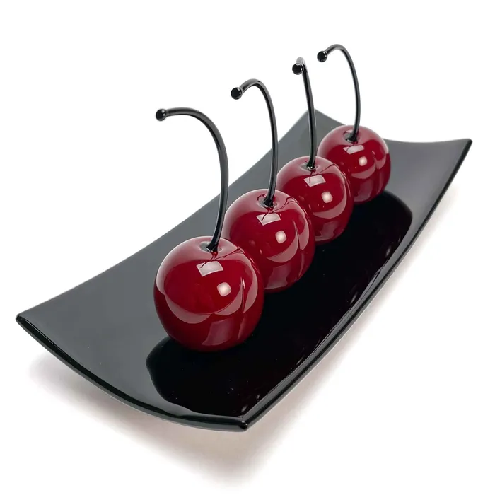 Set 4 Big Cherries with Black Plate Love and Elegance Murano Glass MuranoVItrum Rings Set 4 Big Cherries with Black Plate Love and Elegance Murano Glass MuranoVItrum Rings