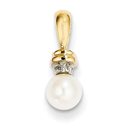 Goldiacom 14k 5 6mm White Round Freshwater Cultured Pearl and Diamond Pendant Necklaces Goldiacom 14k 5 6mm White Round Freshwater Cultured Pearl and Diamond Pendant Necklaces