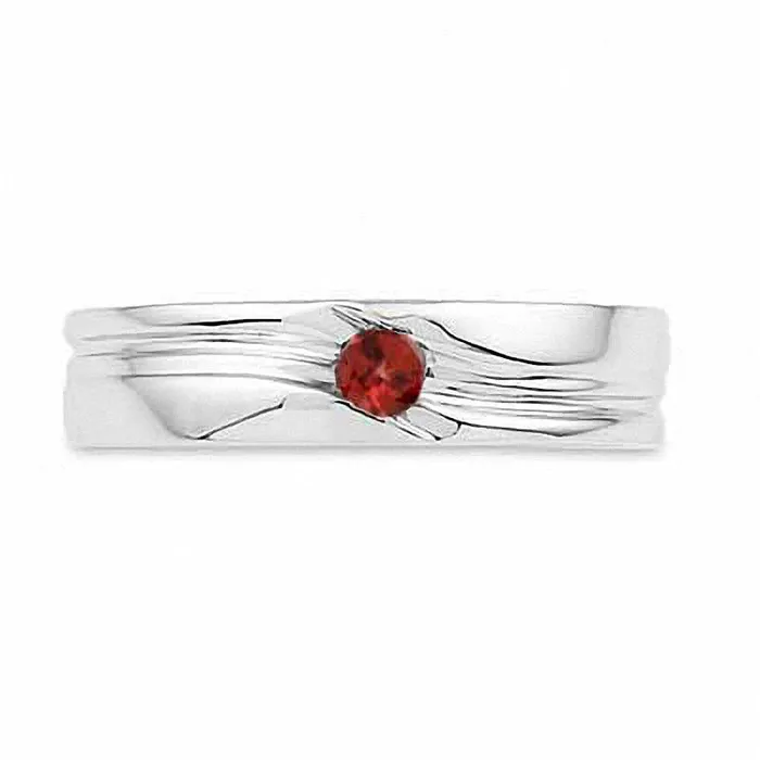 Rings Garnet Ring in Sterling Silver Goldia Rings Garnet Ring in Sterling Silver Goldia