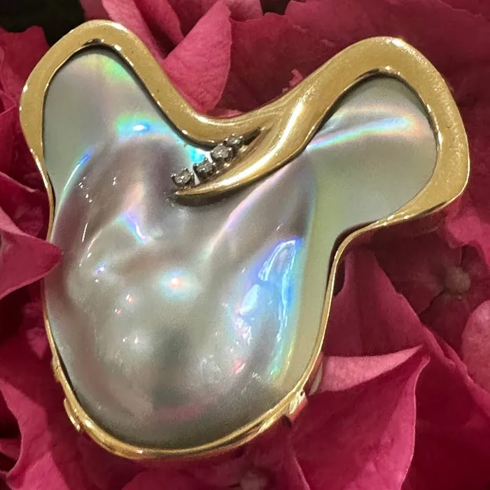 ONeills Estate Jewelry Earrings 14 Karat Yellow Gold Gray Mabe Pearl EnhancerPin 34000007 ONeills Estate Jewelry Earrings 14 Karat Yellow Gold Gray Mabe Pearl EnhancerPin 34000007