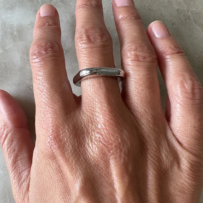 Robindira Unsworth Eros Silver Ring Rings