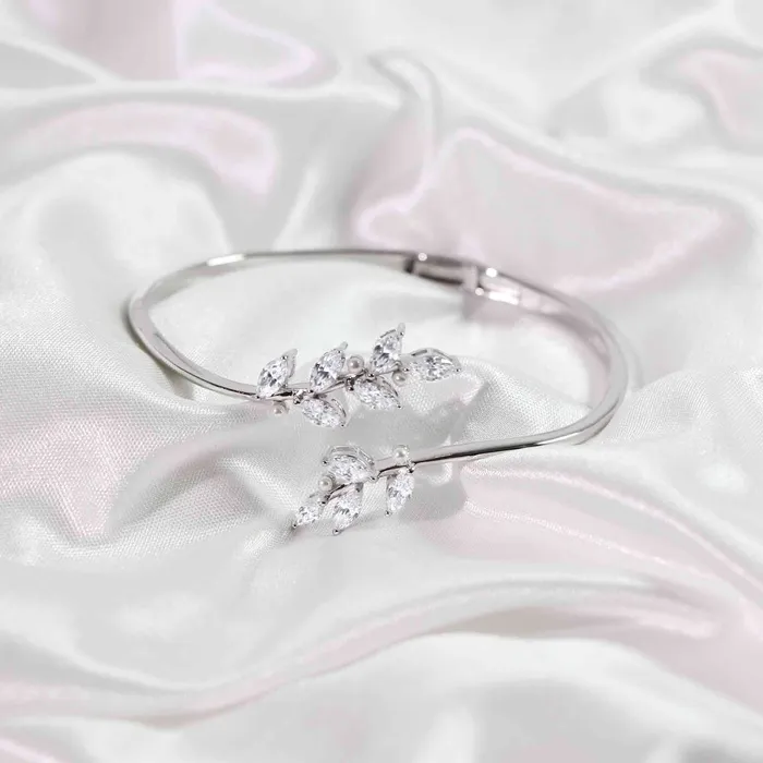 Trendolla Jewelry Leaf Branch Diamond Gold Bracelet Natures Grace Collection Bracelets