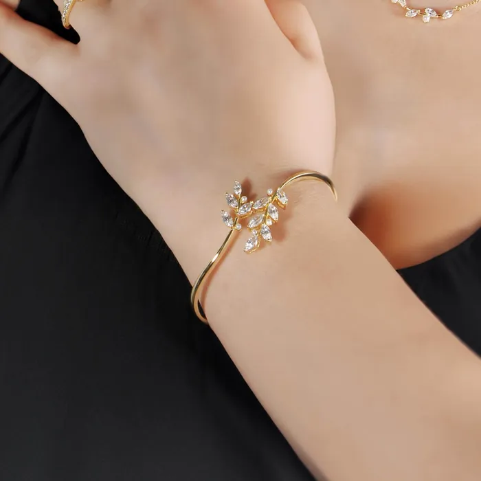 Trendolla Jewelry Leaf Branch Diamond Gold Bracelet Natures Grace Collection Bracelets
