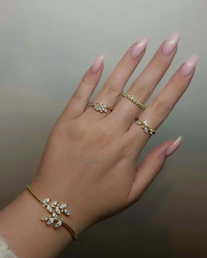 Trendolla Jewelry Leaf Branch Diamond Gold Bracelet Natures Grace Collection Bracelets